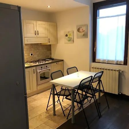 Benvenuti A Casa Emagal A Due Passi Dal Fiume Apartman Sesto Calende