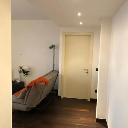 Benvenuti A Casa Emagal A Due Passi Dal Fiume Apartman Sesto Calende