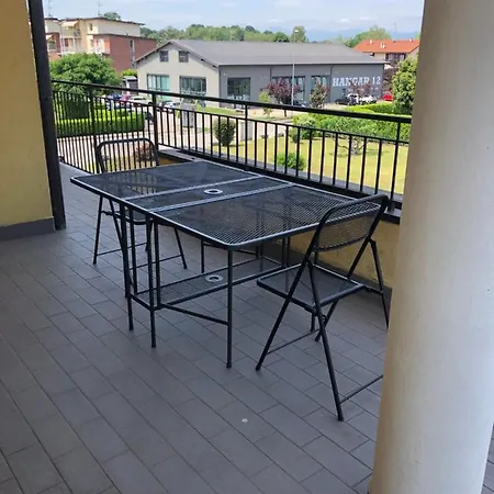 Benvenuti A Casa Emagal A Due Passi Dal Fiume Apartman Sesto Calende